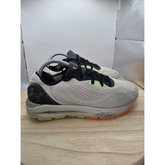 Under Armour HOVR Sonic 5 Beige Men size 7.5 Shoes 3024898-101 - Picture 3 of 7
